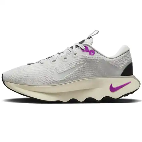 Nike Motiva Walking Shoes