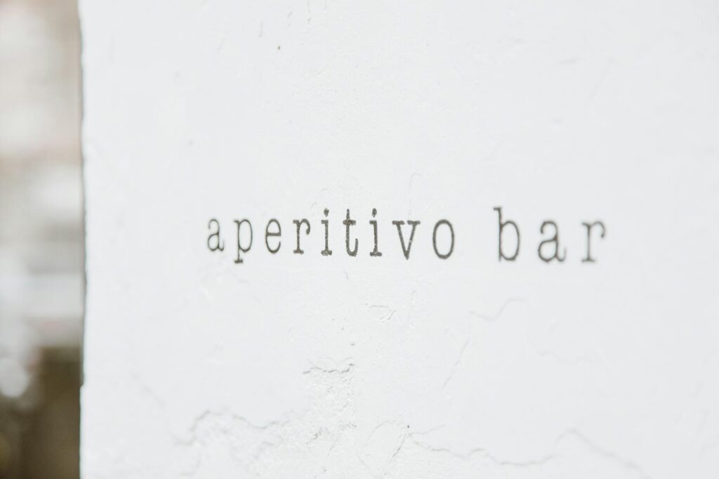 aperetivo bar as a concept of italy
